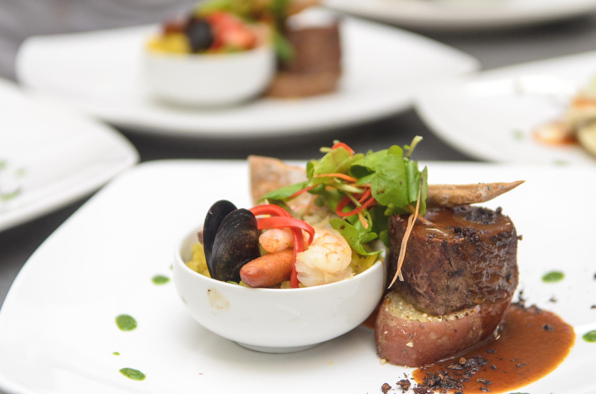 novia con ramo de flores